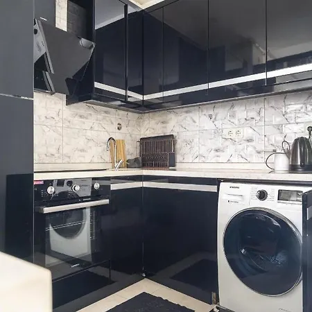Central Flat With Balcony In Inonu Sisli Lejlighed *