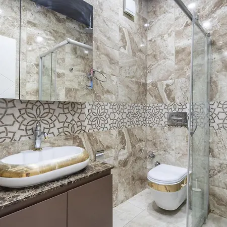 شقة Central Flat With Balcony In Inonu Sisli *